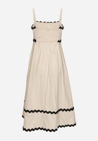 Born2be - Beżowa Sukienka z Bawełną Wiskozą na Ramiączkach z Lamówką Ilanise. Okazja: na spacer, na co dzień. Kolor: beżowy. Materiał: wiskoza, bawełna. Długość rękawa: na ramiączkach. Wzór: aplikacja. Sezon: lato. Typ sukienki: proste. Styl: elegancki, casual #4