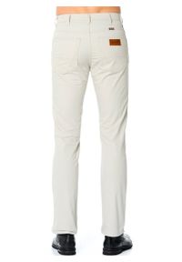 Wrangler - MĘSKIE SPODNIE MATERIAŁOWE WRANGLER ARIZONA STRETCH EGGSHELL W12OV918N. Materiał: materiał #3