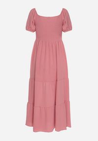 Born2be - Ciemnoróżowa Rozkloszowana Sukienka z Dekoltem Typu Hiszpanka z Marszczeniem Lumorice. Okazja: na co dzień. Typ kołnierza: dekolt hiszpanka. Kolor: różowy. Styl: casual, elegancki #4