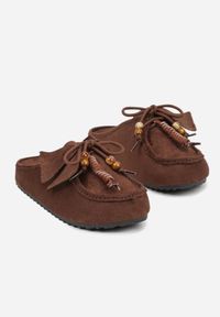 Renee - Bordowe Klapki Boat Shoes z Imitacji Zamszu z Kokardą i Koralikami Lodlia. Okazja: na co dzień. Kolor: czerwony. Materiał: zamsz. Wzór: paski. Styl: casual #4