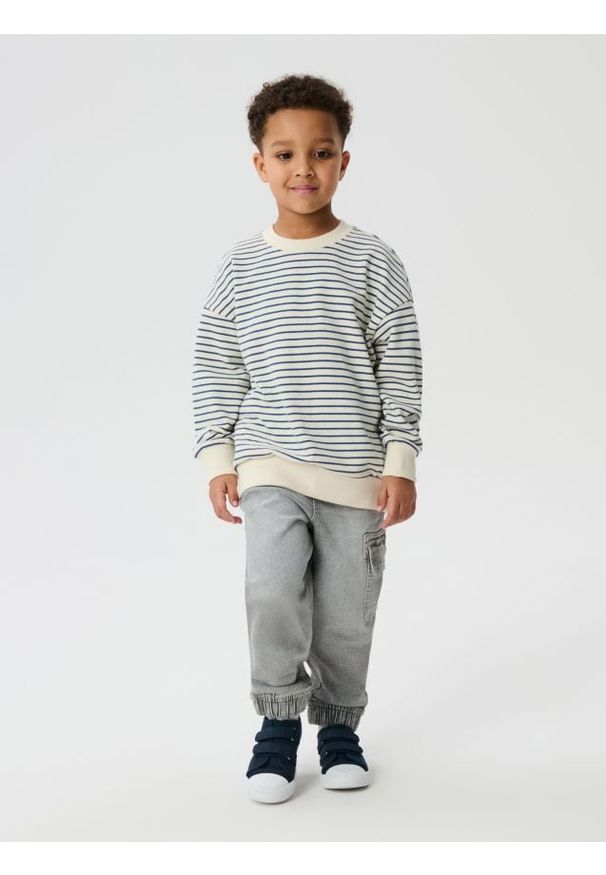 Sinsay - Jeansy loose - szary. Kolor: szary