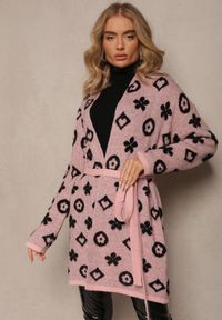 Renee - Różowy Kardigan z Wiązanym Paskiem Ozdobiony Wzorem w Kwiaty Timonen. Kolor: różowy. Materiał: tkanina, dzianina, materiał. Wzór: aplikacja, kwiaty
