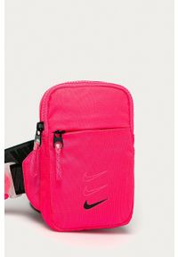 Nike Sportswear Nerka. Kolor: różowy