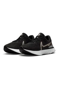 Buty do biegania Nike React Infinity Run Flyknit 3 W DD3024-009 czarne. Kolor: czarny. Materiał: syntetyk, materiał, tkanina. Szerokość cholewki: normalna. Sport: bieganie