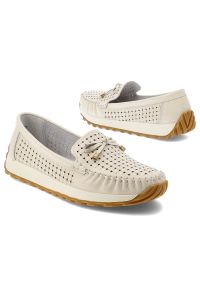 Półbuty damskie Artiker, cholewka ze skóry naturalnej pleciona struktura wsuwany fason, beżowe, 56C1852. Kolor: beżowy. Materiał: skóra. Szerokość cholewki: normalna #6