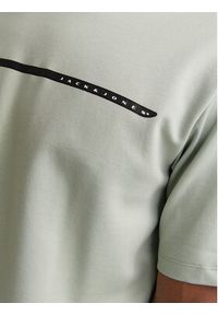 Jack & Jones T-Shirt Fusion 12273120 Zielony Regular Fit. Kolor: zielony. Materiał: syntetyk, bawełna