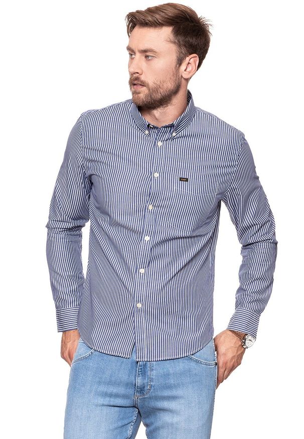 Lee - KOSZULA LEE SLIM BUTTON DOWN WHITE L66VBB12. Typ kołnierza: button down. Wzór: paski, aplikacja