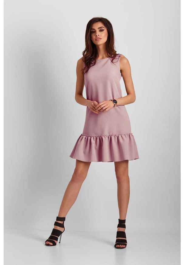 IVON - Różowa Mini Sukienka z Falbanką. Kolor: różowy. Materiał: poliester. Długość: mini