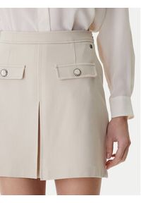 Guess Spódnica mini W6RD57 KCMU2 Beżowy Classic Fit. Kolor: beżowy. Materiał: syntetyk #5