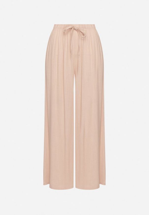 Born2be - Jasnoróżowe Spodnie z Szerokimi Nogawkami i Gumką w Pasie Helnena. Okazja: na co dzień, na spacer. Kolor: różowy. Materiał: wiskoza, materiał. Styl: klasyczny, casual