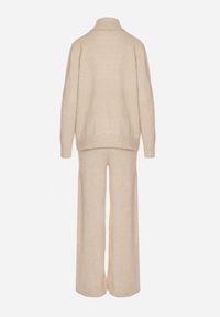 Born2be - Jasnobeżowy Dzianinowy Komplet z Wełną i Bawełną Spodnie i Sweter z Golfem Errele. Kolor: beżowy. Materiał: dzianina, wełna, bawełna. Sport: golf #7