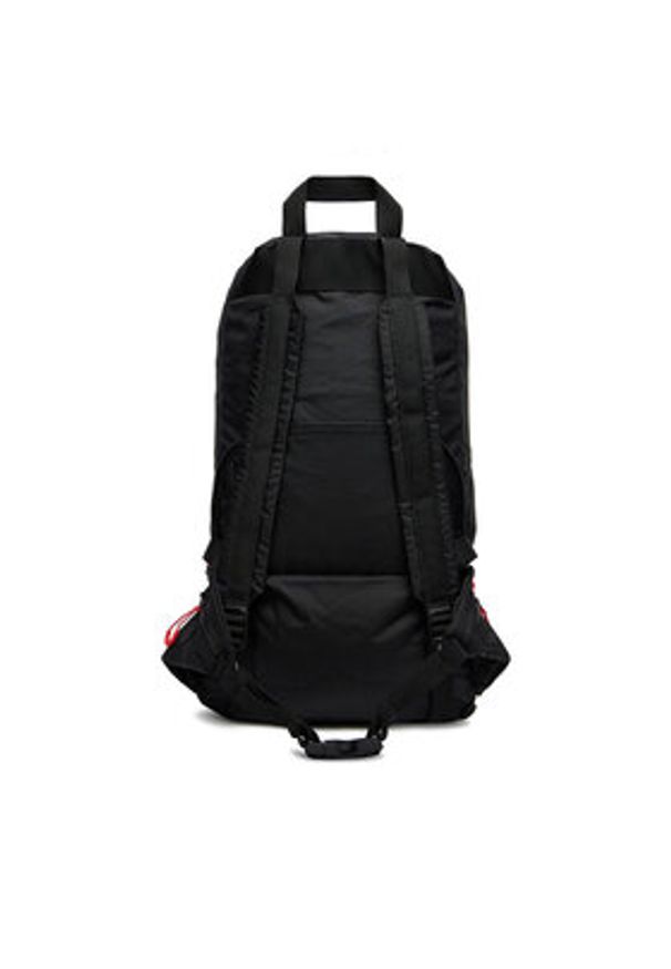 Hunter Plecak UBB1519NRS-RBO Czarny. Kolor: czarny. Materiał: materiał