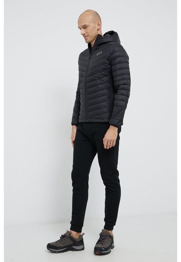Helly Hansen Kurtka puchowa męska kolor czarny przejściowa. Typ kołnierza: kaptur. Kolor: czarny. Materiał: puch