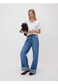 Reserved - Jeansy straight - niebieski. Kolor: niebieski #1