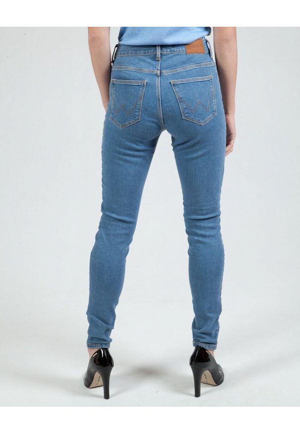 Wrangler - WRANGLER HIGH RISE SKINNY DAMSKIE SPODNIE JEANSOWE THAT WAY W27HKRP23 112319126