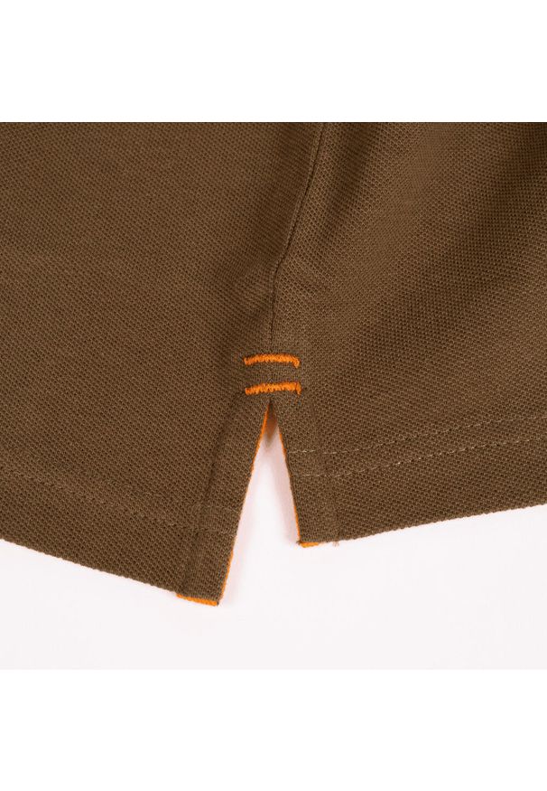 SPALDING - Polo Spalding Essential. Typ kołnierza: polo. Kolor: zielony