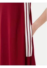 Adidas - adidas Sukienka codzienna Tiro Cut 3-Stripes Soft Mesh JX5160 Czerwony Regular Fit. Okazja: na co dzień. Kolor: czerwony. Materiał: syntetyk. Typ sukienki: proste. Styl: casual #4