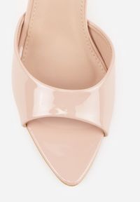 Renee - Beżowe Klapki Peep Toe na Szpilce ze Szpiczastym Noskiem Arinatia. Okazja: na co dzień, na imprezę. Nosek buta: otwarty. Kolor: beżowy. Sezon: lato. Obcas: na szpilce. Styl: casual, elegancki. Wysokość obcasa: średni #5