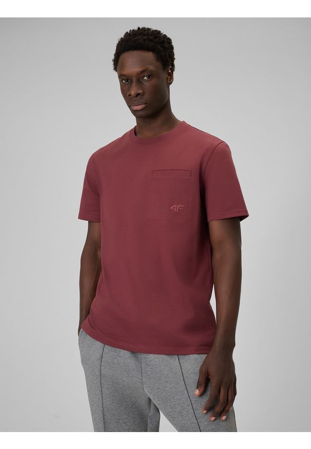 4f - 4F T-shirt regular gładki męski - burgundowy S. Okazja: na co dzień. Kolor: czerwony. Materiał: bawełna, dzianina. Długość rękawa: krótki rękaw. Długość: krótkie. Wzór: gładki. Styl: casual