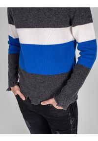 Les Hommes Sweter | UHK105-643U | Round Neck Sweater Breast Stripes | Mężczyzna | Biały, Niebieski, Szary. Okazja: na co dzień. Kolor: niebieski, wielokolorowy, szary, biały. Materiał: wełna. Styl: casual #4