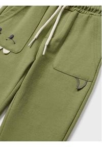 Mayoral Spodnie dresowe 1525 Zielony Regular Fit. Kolor: zielony. Materiał: bawełna #2