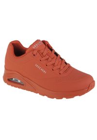 skechers - Buty do chodzenia damskie Skechers On Air. Zapięcie: sznurówki. Kolor: pomarańczowy. Materiał: materiał, syntetyk. Szerokość cholewki: normalna. Model: Skechers Sport. Sport: turystyka piesza