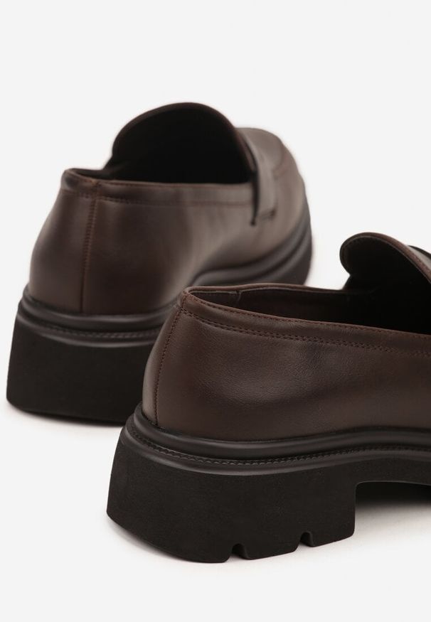 Renee - Brązowe Mokasyny na Platformie z Tłoczeniem Celtellie. Okazja: na co dzień. Kolor: brązowy. Materiał: jeans, skóra. Obcas: na platformie. Styl: casual