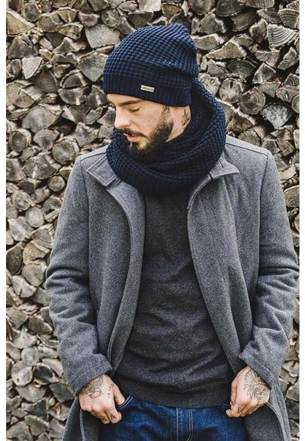 EISGLUT - Czapka zimowa Eisglut Blazeo slouch. Kolor: niebieski. Sezon: zima. Styl: sportowy