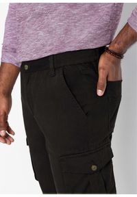 bonprix - Spodnie bojówki, regular fit, straight, w wygodnym fasonie. Stan: obniżony. Kolor: czarny #3