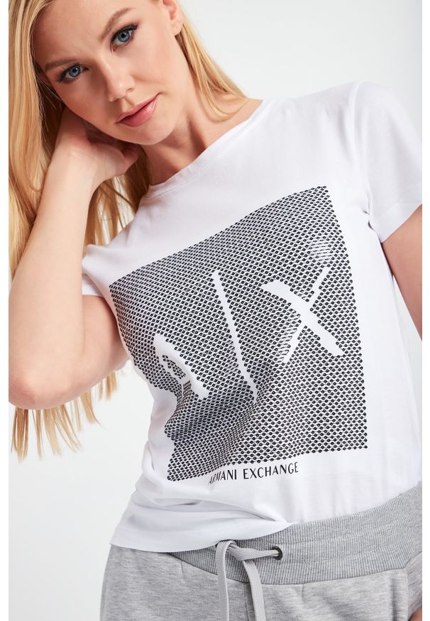 Armani Exchange - T-SHIRT ARMANI EXCHANGE. Materiał: bawełna. Długość rękawa: krótki rękaw. Długość: krótkie. Wzór: nadruk