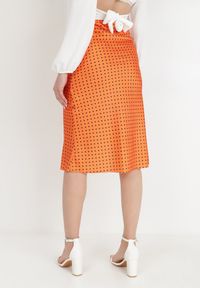 Born2be - Pomarańczowa Spódnica Diomane. Kolor: pomarańczowy. Wzór: kropki, aplikacja