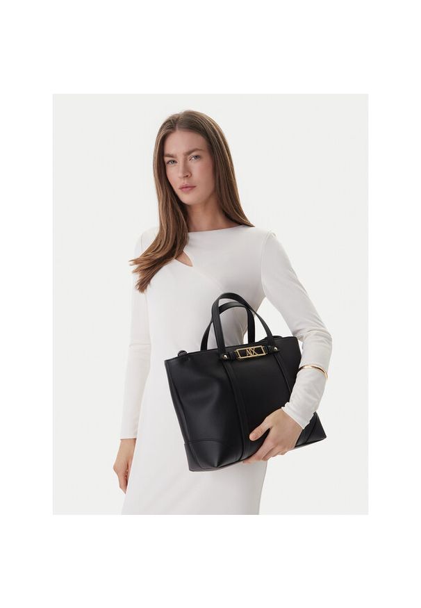 Torebka Armani Exchange. Kolor: czarny