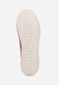 Renee - Fuksjowe Skórzane Sneakersy na Plaformie w Pióra z Perforacją Tidessa. Okazja: na co dzień. Kolor: różowy. Materiał: skóra. Wzór: aplikacja #6