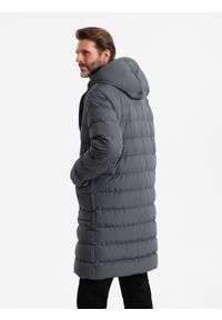 Ombre Clothing - Długa pikowana męska kurtka z klapami i podpinką – grafitowa V2. Kolor: szary. Materiał: syntetyk, tkanina, poliester, materiał. Długość: długie. Wzór: jednolity. Styl: elegancki #7