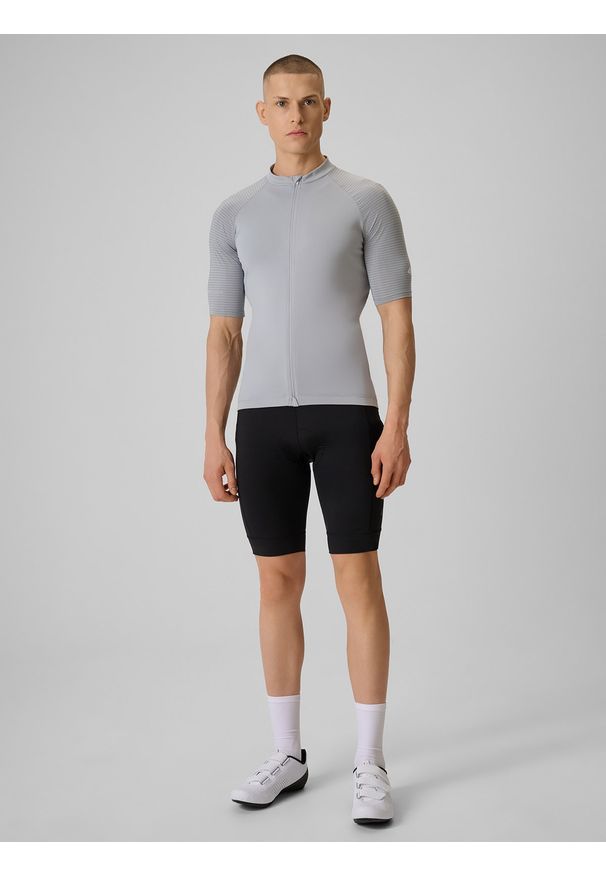 4f - 4F Spodenki kolarskie z żelową wkładką męskie - czarne L. Kolor: czarny. Materiał: skóra, materiał, włókno. Długość: krótkie. Sport: kolarstwo