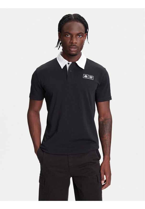 Kappa Polo Authentic Nilde 351R2IW Czarny Regular Fit. Typ kołnierza: polo. Kolor: czarny. Materiał: bawełna