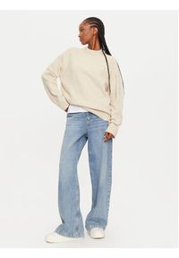 Calvin Klein Sweter J20J224636 Brązowy Regular Fit. Kolor: brązowy. Materiał: syntetyk #4