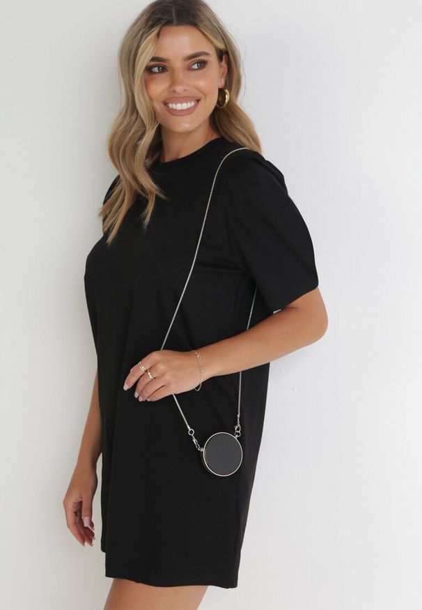 Born2be - Czarna Sukienka Pudełkowa z Saszetką Jalela. Kolor: czarny. Typ sukienki: oversize