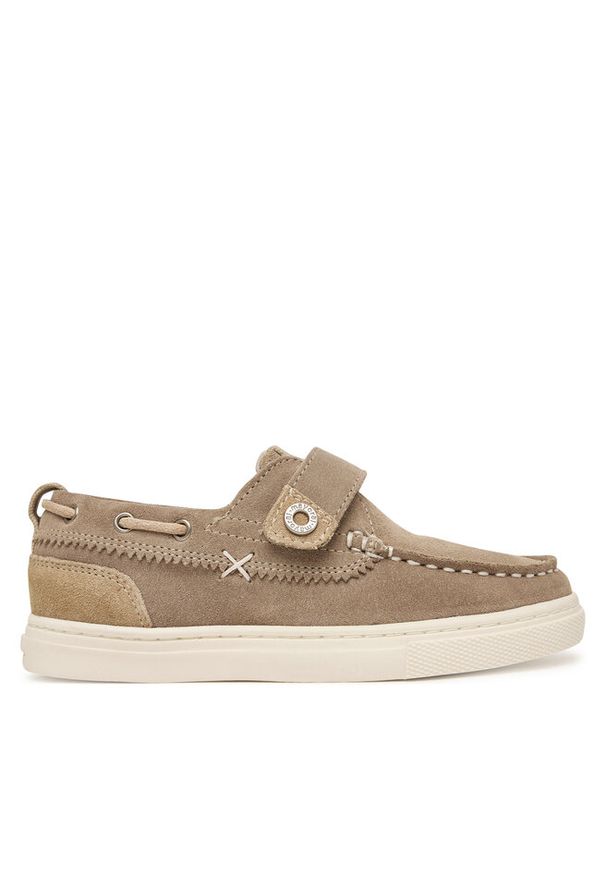 Mokasyny Mayoral. Kolor: beżowy