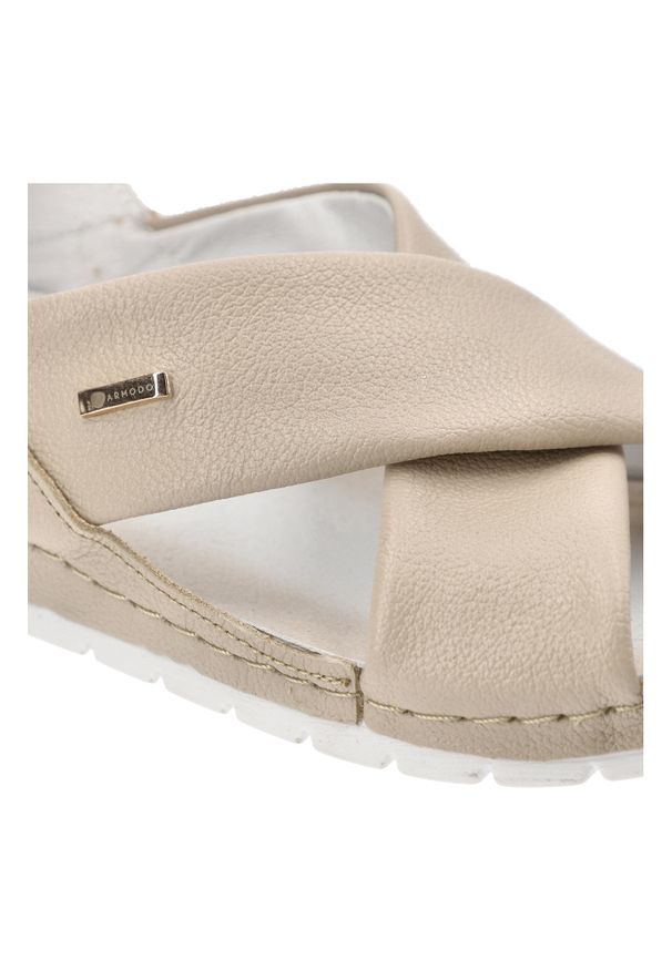 Beżowe Sandały Armodo Wygodne Obuwie Damskie. Okazja: na co dzień. Zapięcie: pasek. Kolor: beżowy. Materiał: skóra. Sezon: lato. Styl: casual