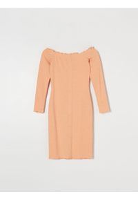 Sinsay - Prążkowana sukienka midi hiszpanka z guzikami - pomarańczowy. Typ kołnierza: dekolt hiszpanka. Kolor: pomarańczowy. Materiał: prążkowany. Długość: midi #1