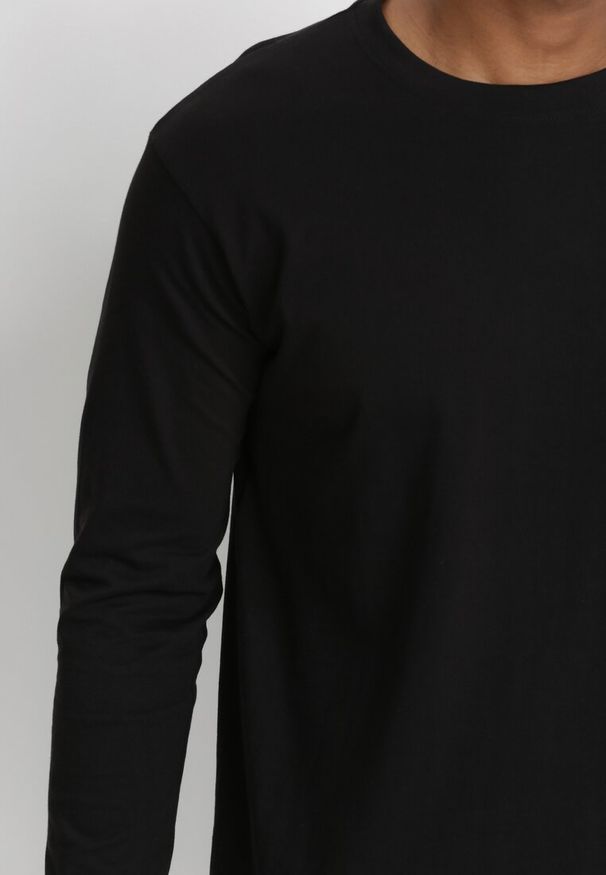 Born2be - Czarny Longsleeve Acsyphise. Kolor: czarny. Materiał: bawełna. Długość rękawa: długi rękaw. Długość: długie. Styl: klasyczny