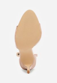 Renee - Beżowe Sandały na Szpilce Ozdobione Metaliczną Aplikacją na Pasku Lillisa. Nosek buta: otwarty. Zapięcie: pasek. Kolor: beżowy. Materiał: szyfon. Wzór: aplikacja. Obcas: na szpilce #4