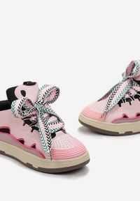 Born2be - Różowe Sneakersy z Ozdobnym Sznurowaniem i Szerokim Językiem Vessy. Kolor: różowy #3