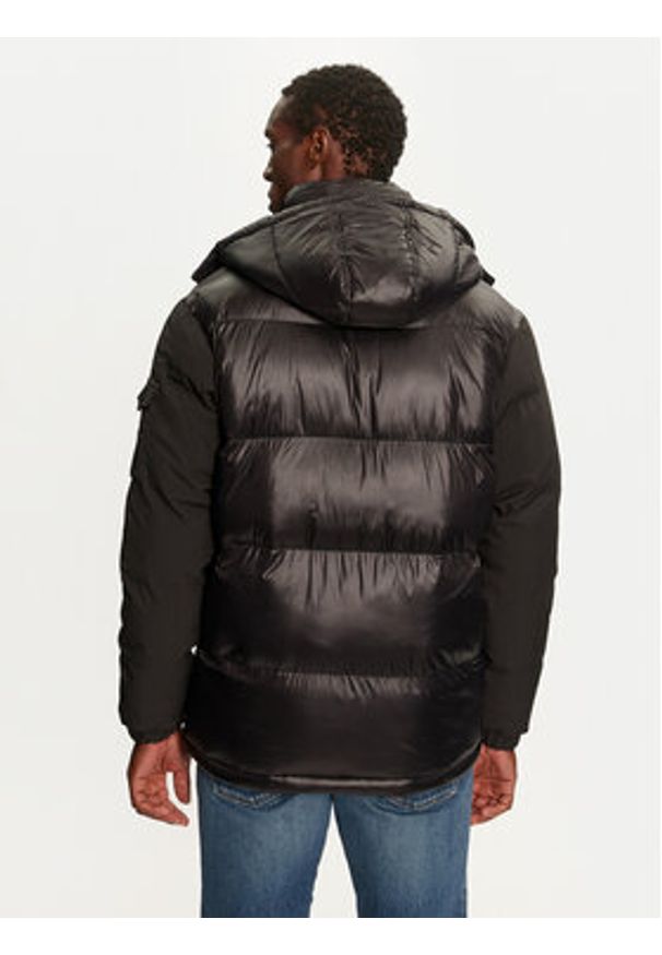 Brave Soul Kurtka zimowa MJK-BUXTON Czarny Regular Fit. Kolor: czarny. Materiał: syntetyk. Sezon: zima