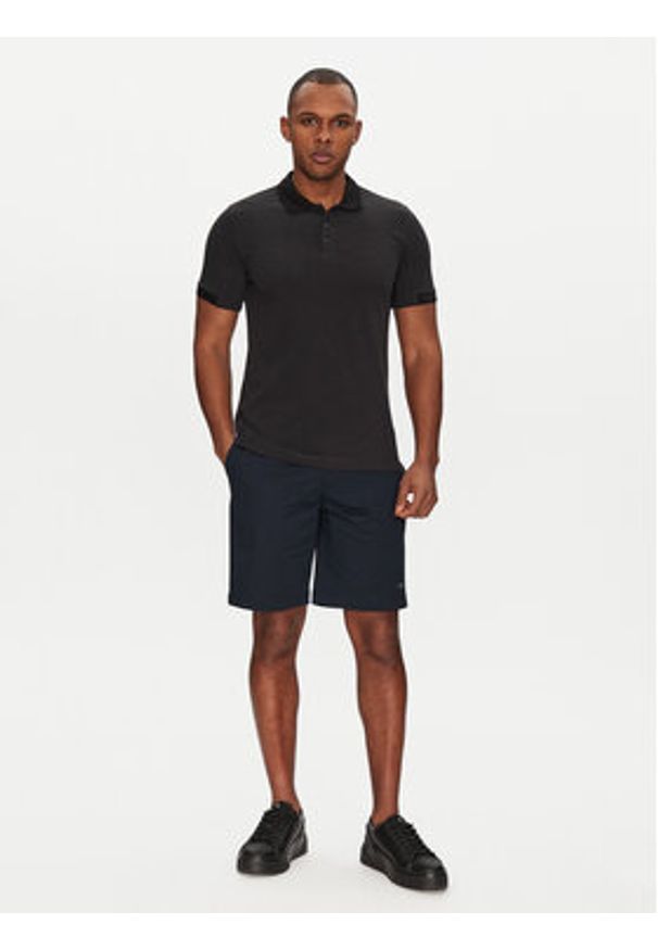 Emporio Armani Underwear Polo EM000571 AF12330 UC001 Czarny Regular Fit. Typ kołnierza: polo. Kolor: czarny. Materiał: bawełna