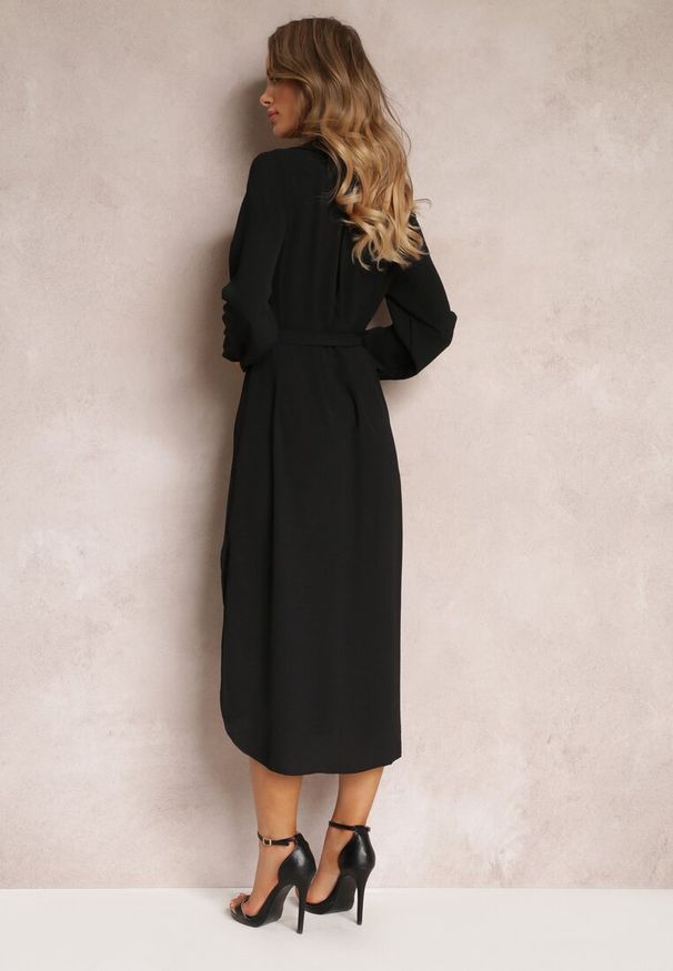Renee - Czarna Sukienka Koszulowa z Paskiem Vartivar. Kolor: czarny. Materiał: materiał. Długość rękawa: długi rękaw. Typ sukienki: koszulowe. Styl: elegancki, klasyczny. Długość: midi