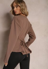Renee - Brązowa Bawełniana Bluza z Ozdobnym Wiązaniem Fanarita. Kolor: brązowy. Materiał: bawełna #1
