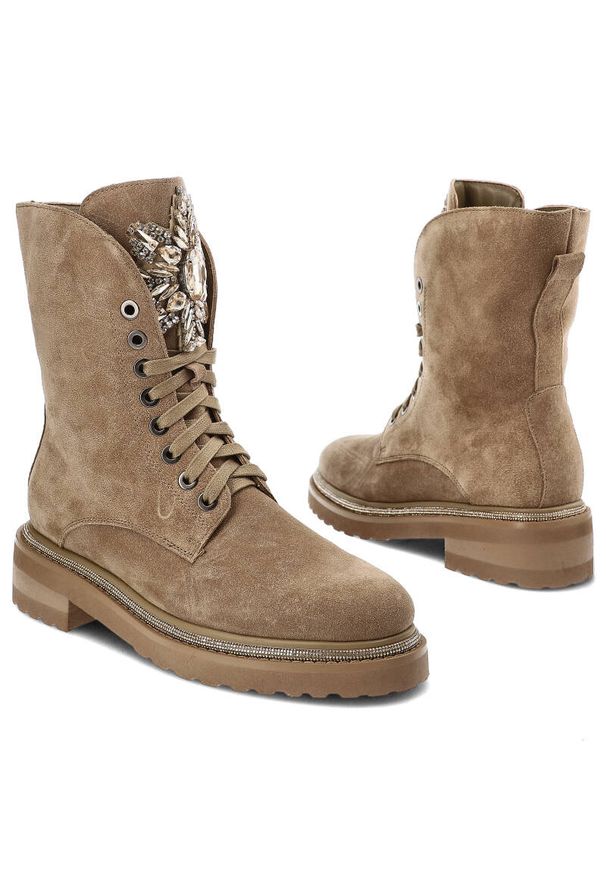 Beżowe Botki Alma En Pena Eleganckie Obuwie Jesienne. Kolor: beżowy. Materiał: skóra, materiał. Szerokość cholewki: normalna. Sezon: jesień. Obcas: na obcasie. Styl: elegancki. Wysokość obcasa: średni