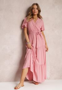 Renee - Różowa Rozkloszowana Sukienka z Falbanką i Wiązanym Paskiem Adotine. Kolor: różowy. Materiał: materiał. Sezon: lato, wiosna